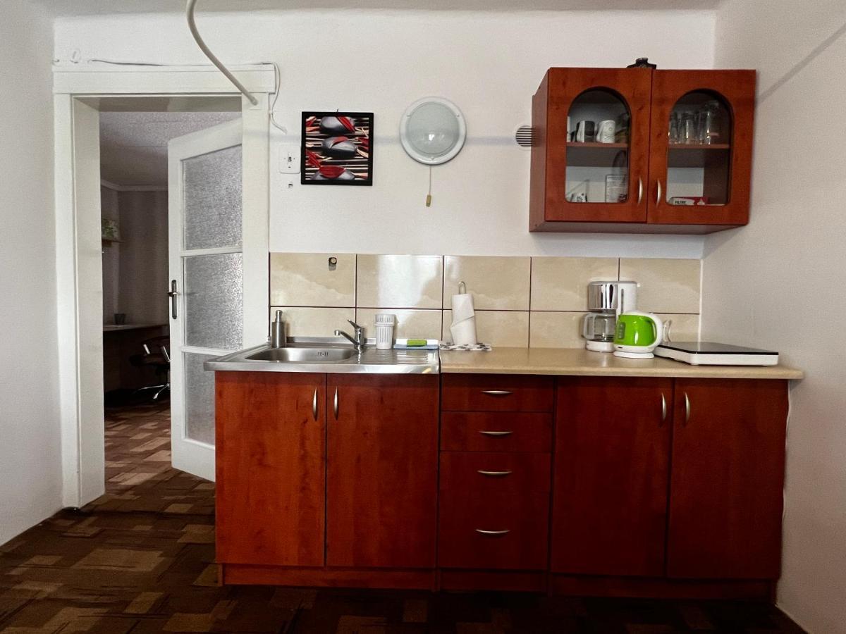 Apartamento Pod Náchodským zámkem Exterior foto