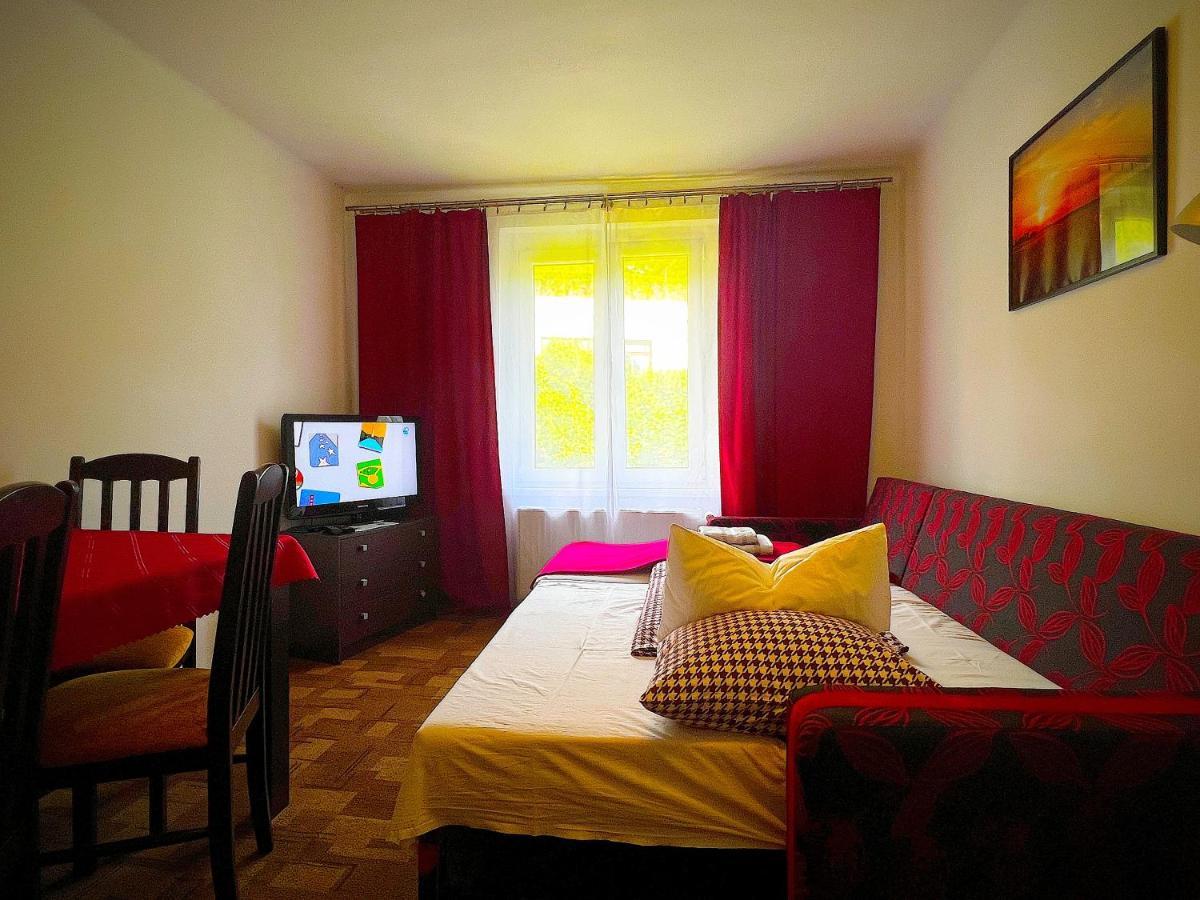 Apartamento Pod Náchodským zámkem Exterior foto