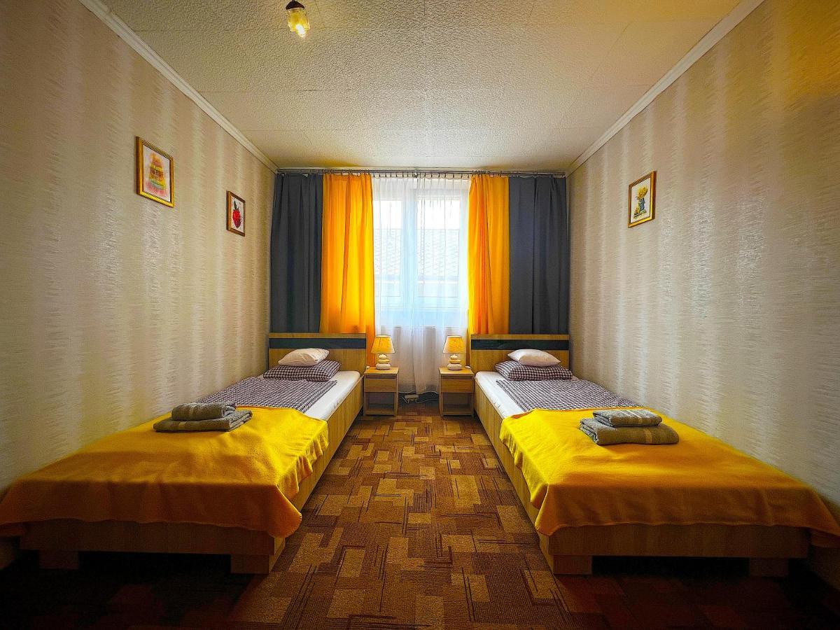Apartamento Pod Náchodským zámkem Exterior foto